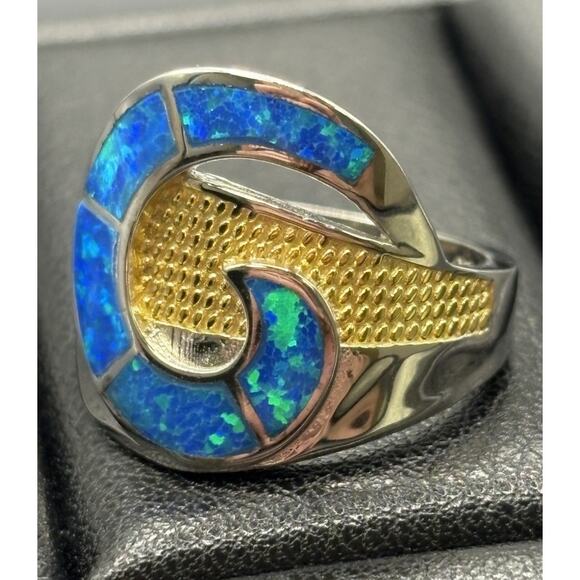 New Condition Two Tone Lab Blue Opal Ring Size 7 - Picture 1 of 11